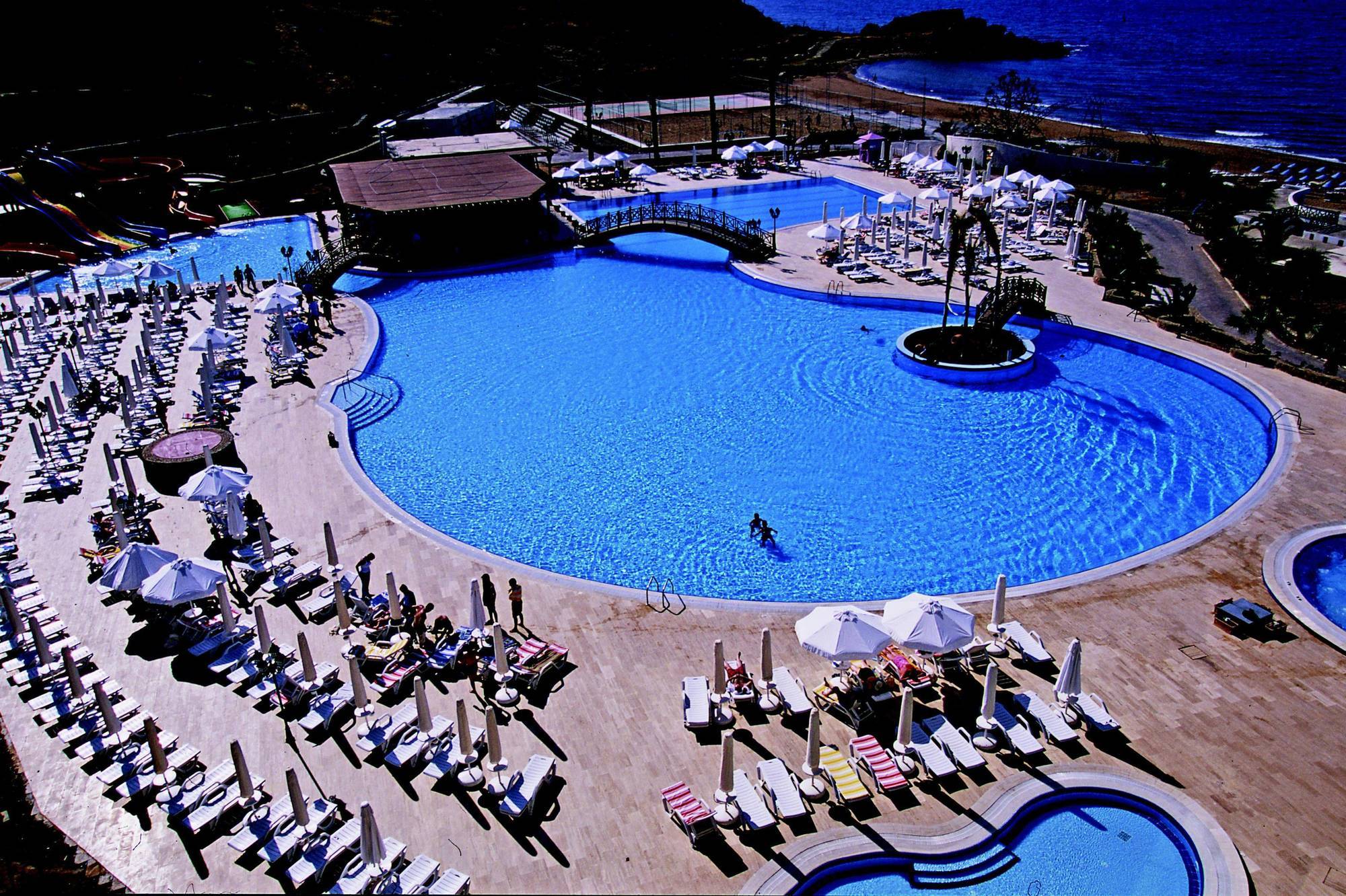 Acapulco Resort Convention Spa Ájosz Epíktitosz Kültér fotó